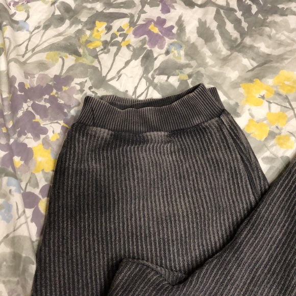 Aerie XXL Sweatpant in gray 100% cotton NWT 26” inseam elastic waist/cuffs - Picture 3 of 5